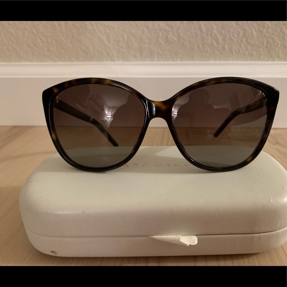 Mark Jacobs 54mm Cat Eye